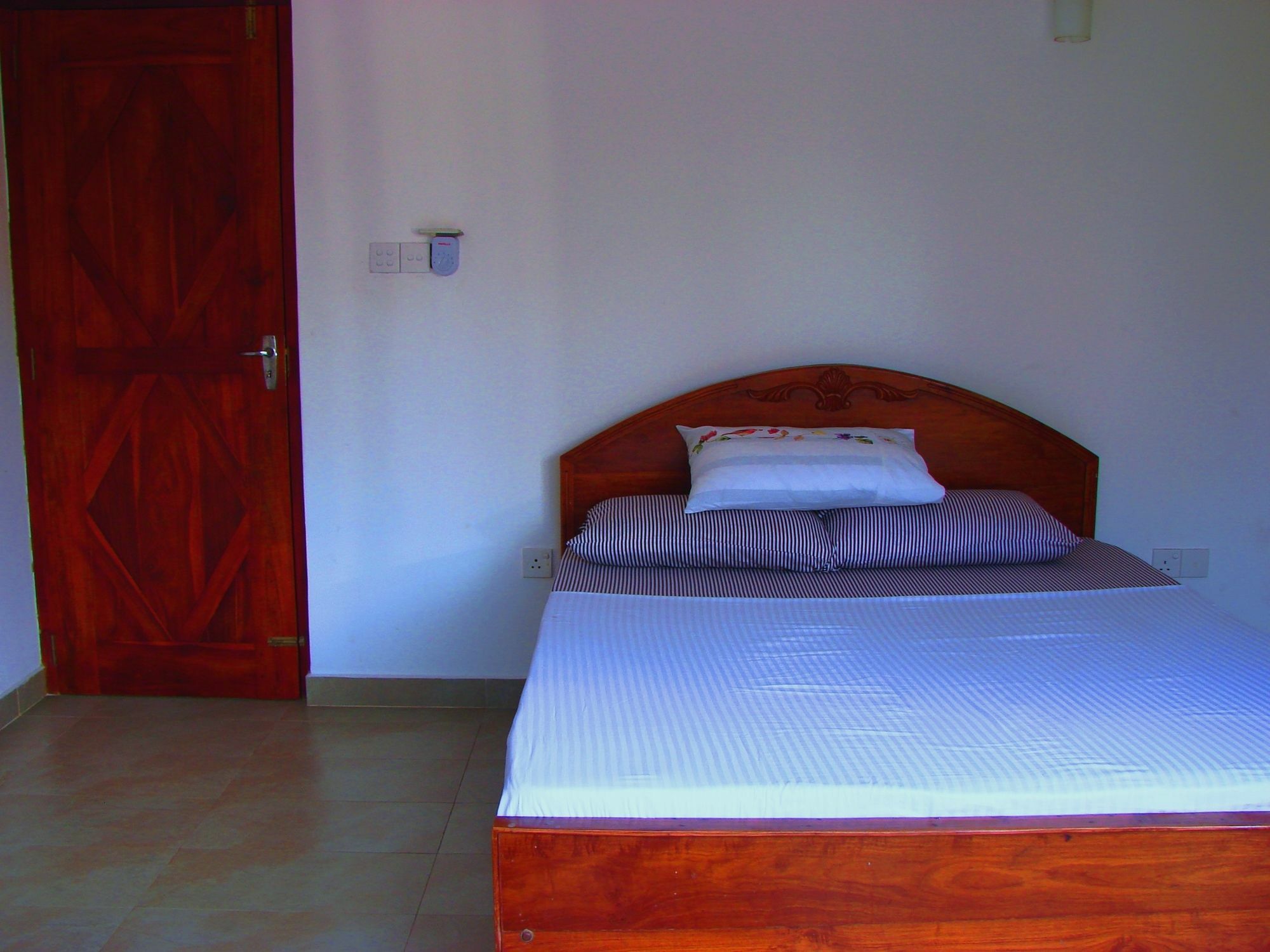 Ocean Breeze Apartment Colombo Exterior photo